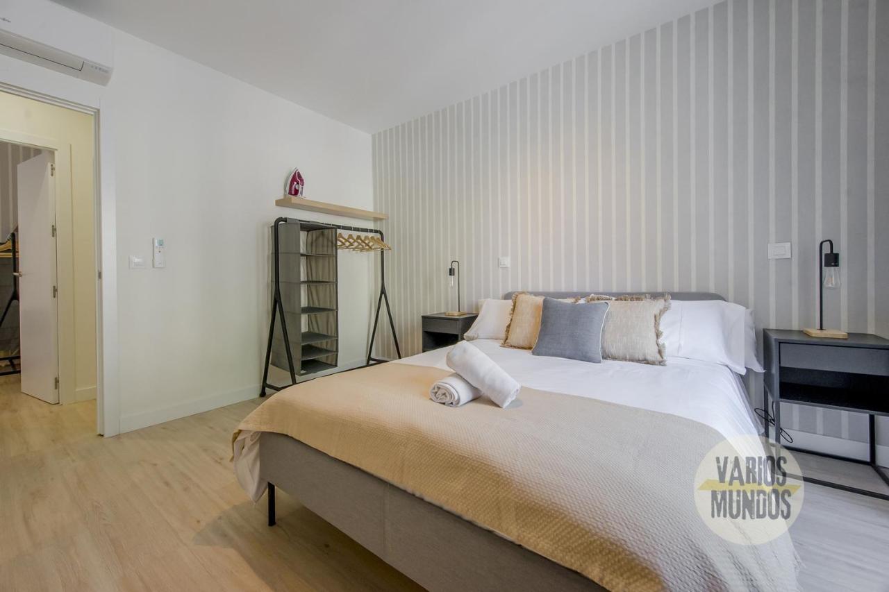 Spacious New Apartment Para 7 En La Plaza De Tirso De Molina Мадрид Екстериор снимка